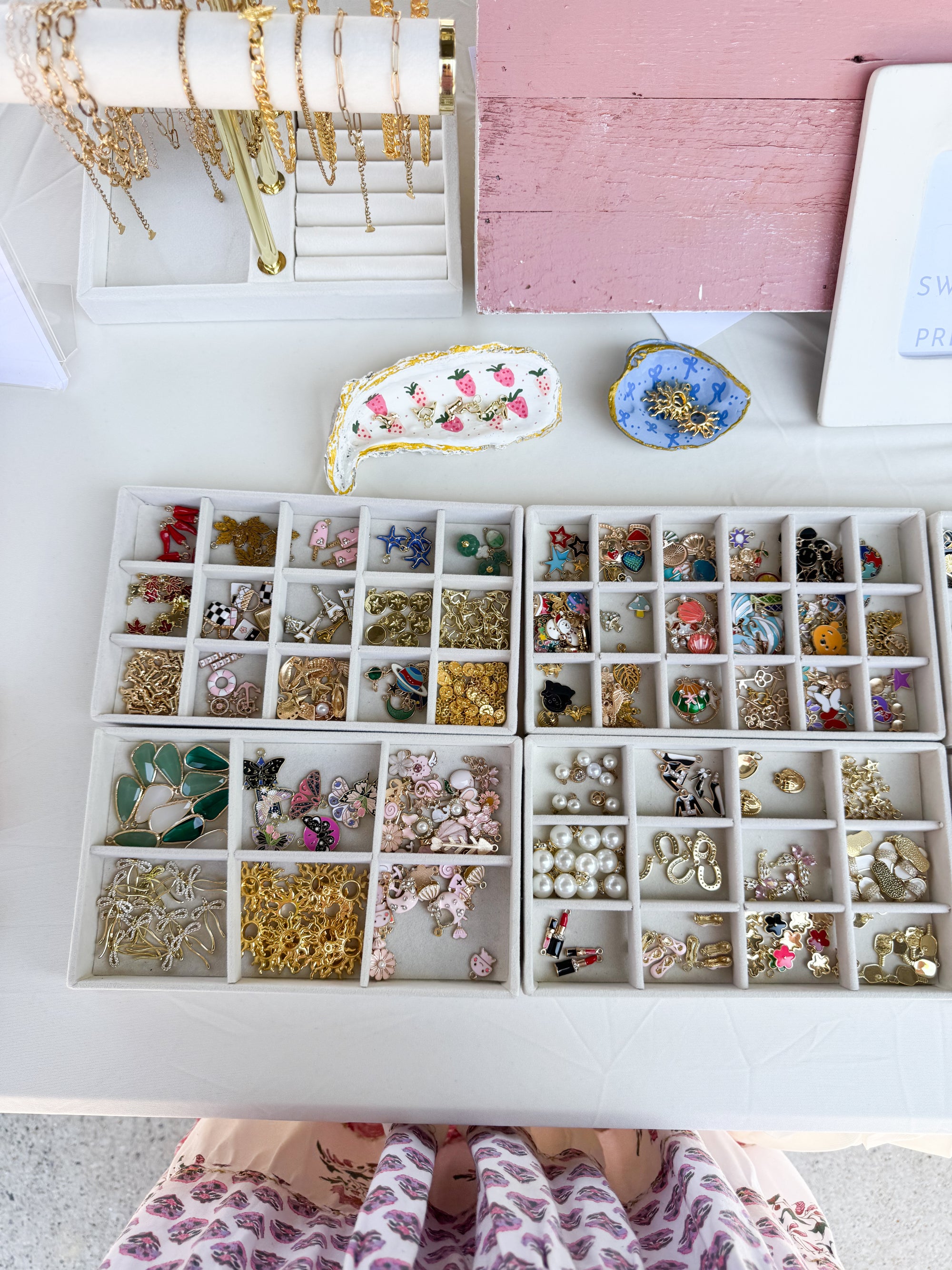 Charm Bar Party – The Ultimate Jewelry-Making Experience! ✨